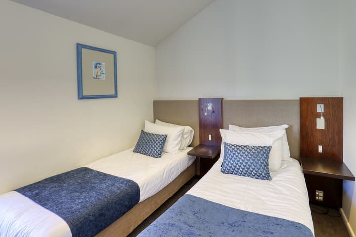 Garden Court Suites And Apartments