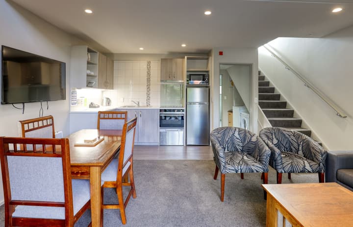 Garden Court Suites And Apartments