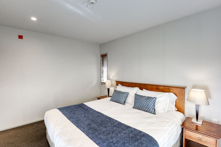 Garden Court Suites And Apartments