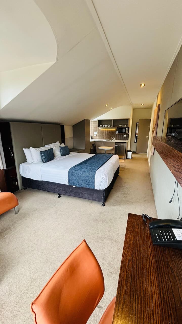 Garden Court Suites And Apartments