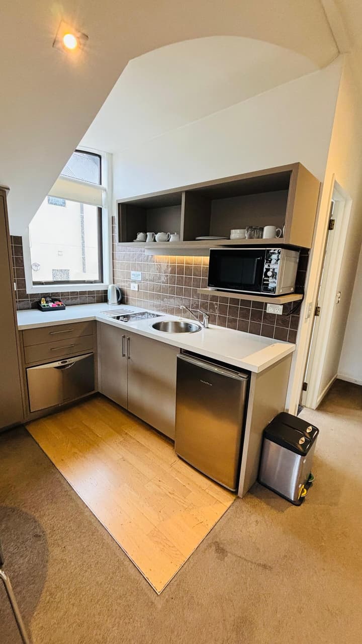 Garden Court Suites And Apartments