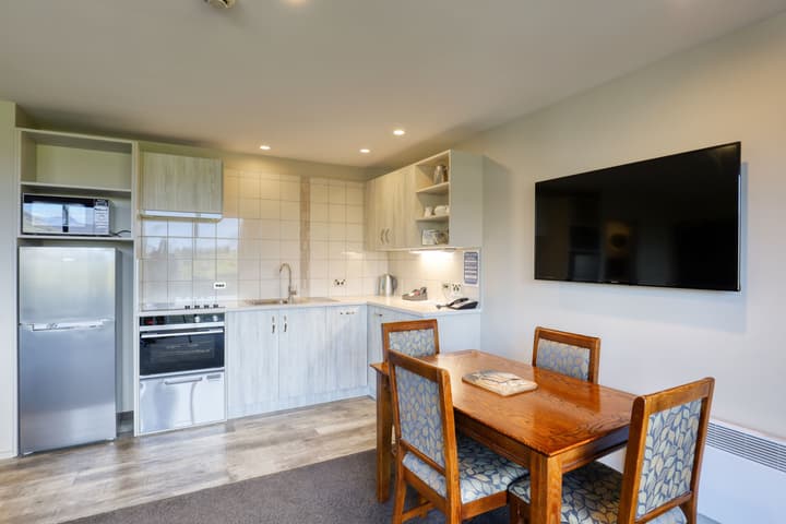 Garden Court Suites And Apartments