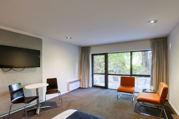 Garden Court Suites And Apartments