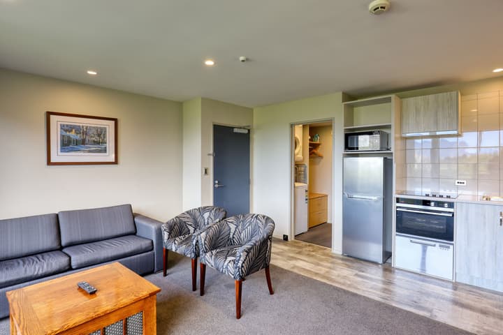 Garden Court Suites And Apartments