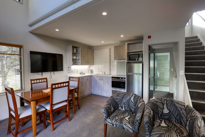 Garden Court Suites And Apartments