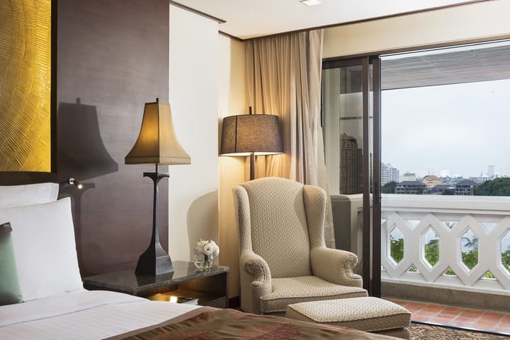 Anantara Riverside Bangkok Resort