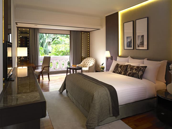 Anantara Riverside Bangkok Resort