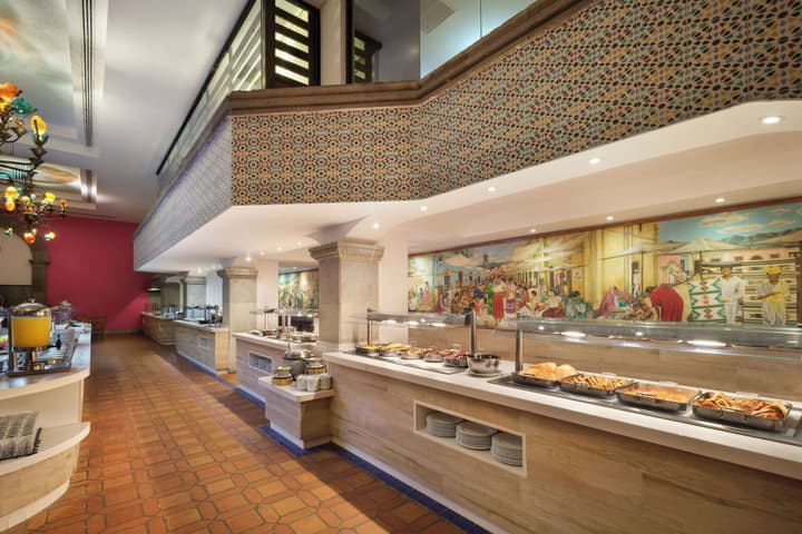Wyndham Grand Cancun All Inclusive Resort & Villas