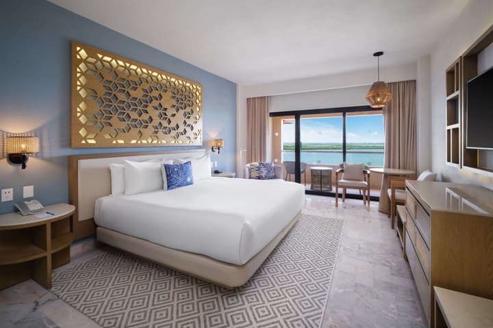 Wyndham Grand Cancun All Inclusive Resort & Villas