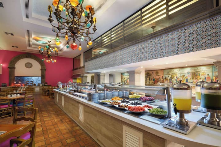 Wyndham Grand Cancun All Inclusive Resort & Villas