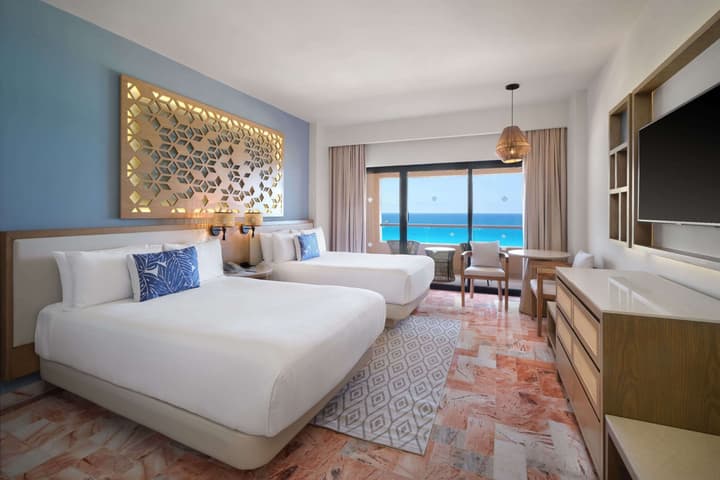 Wyndham Grand Cancun All Inclusive Resort & Villas