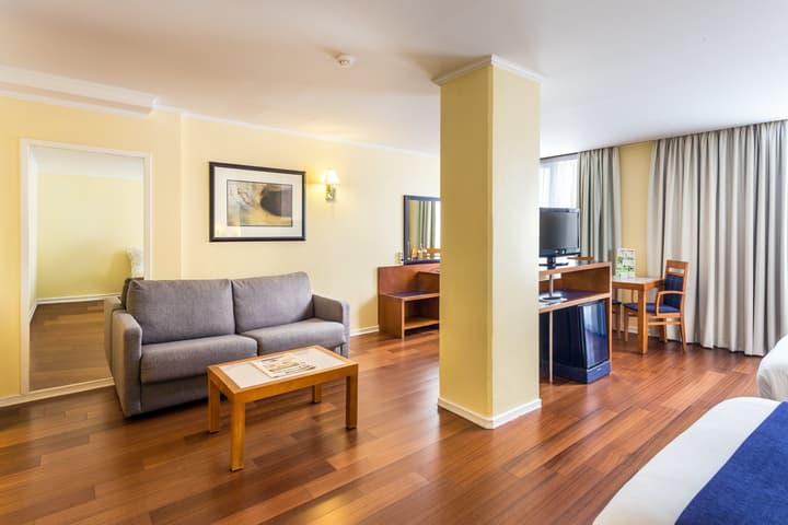 Holiday Inn Lisbon by IHG