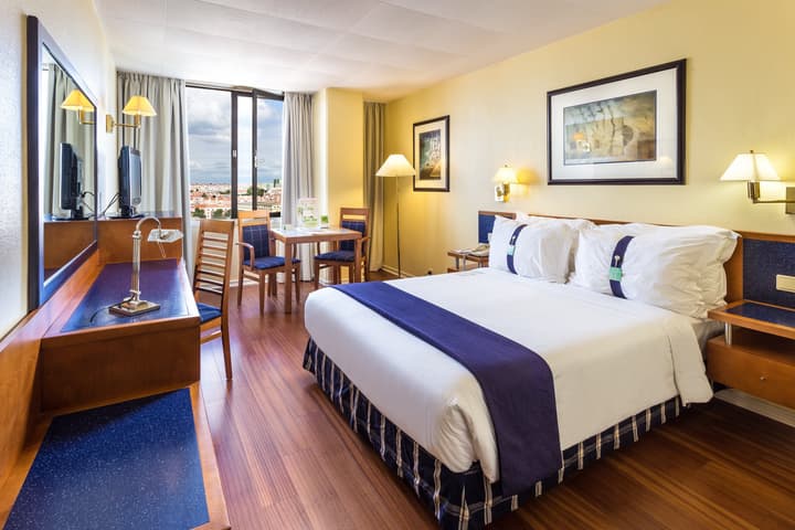 Holiday Inn Lisbon by IHG