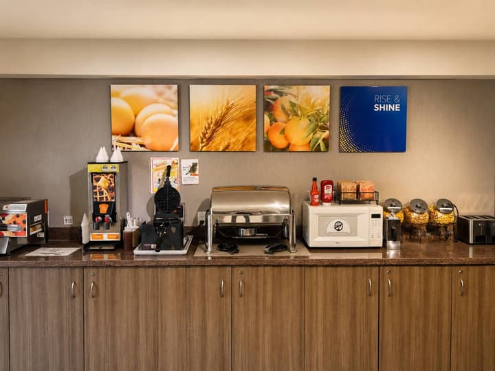 Comfort Inn