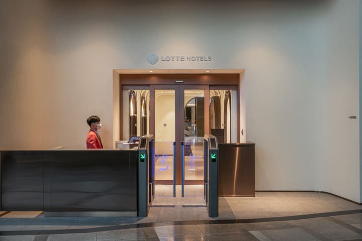 Lotte Hotel World