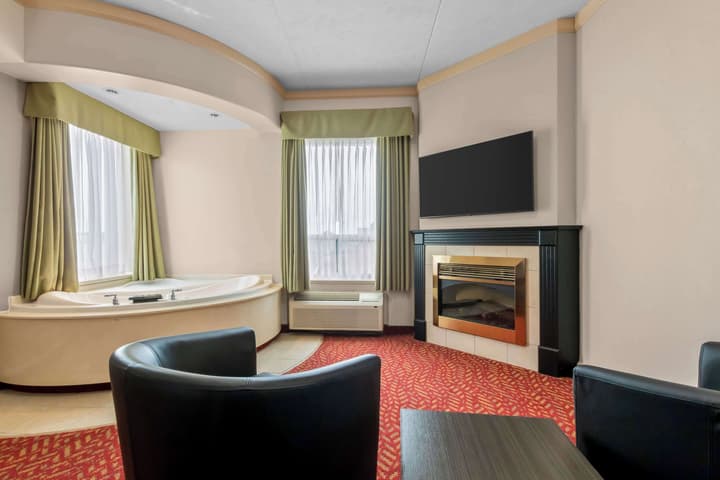 Best Western Inn On The Bay
