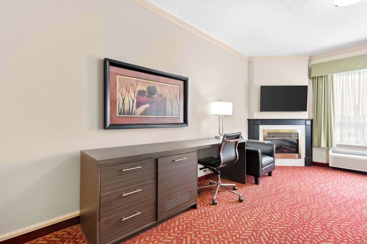 Best Western Inn On The Bay