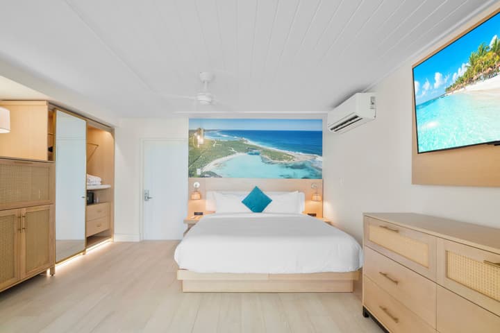 Peace and Plenty Resort