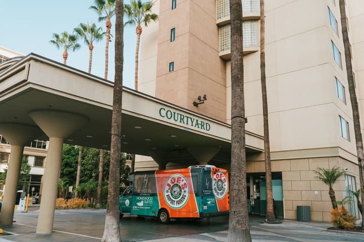 Courtyard by Marriott Los Angeles LAX/Century Boulevard