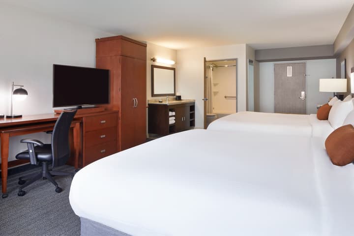 Courtyard by Marriott Los Angeles LAX/Century Boulevard