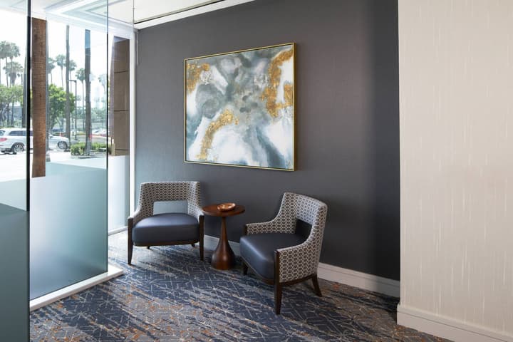 Courtyard by Marriott Los Angeles LAX/Century Boulevard