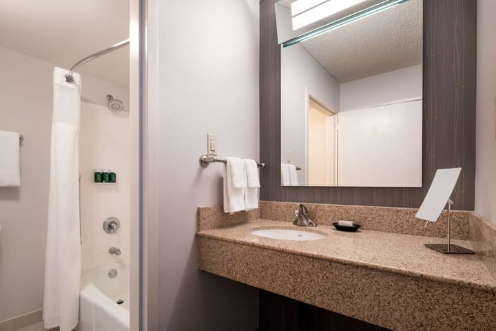 Sonesta Select Los Angeles LAX El Segundo