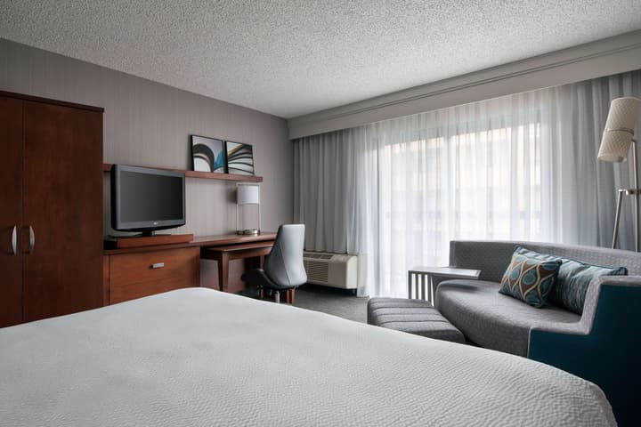 Sonesta Select Los Angeles LAX El Segundo