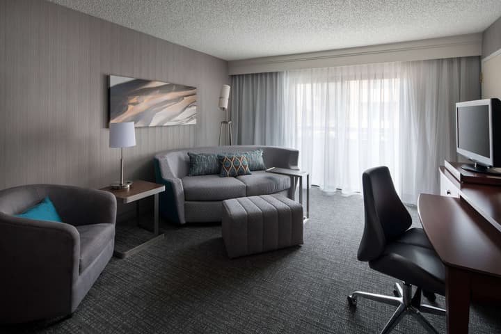 Sonesta Select Los Angeles LAX El Segundo