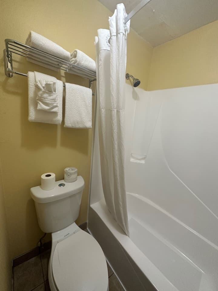 Days Inn & Suites by Wyndham Gunnison