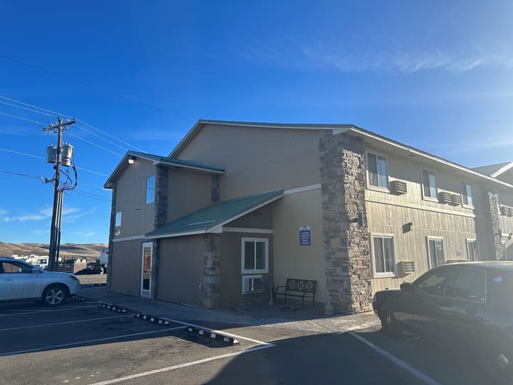 Days Inn & Suites by Wyndham Gunnison