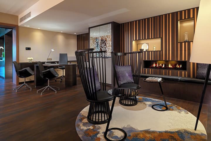 Sheraton Grand Tbilisi Metechi Palace