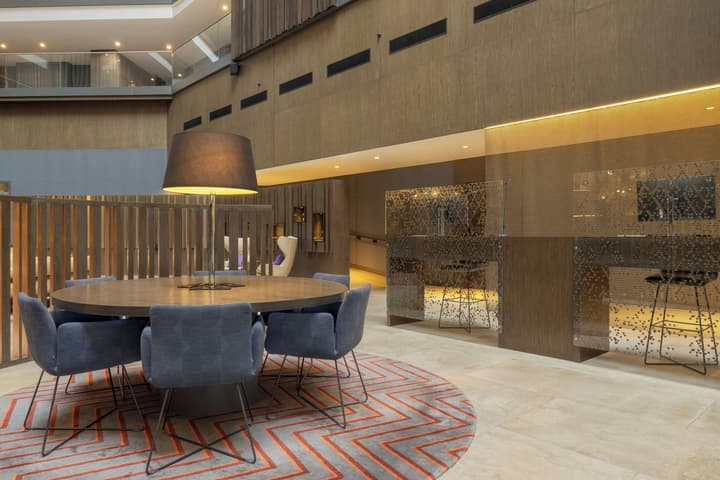 Sheraton Grand Tbilisi Metechi Palace