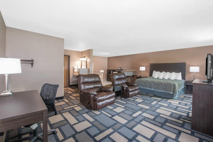 Days Inn by Wyndham Watertown