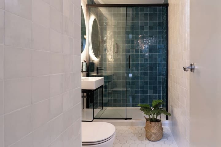 Hotel Eiffel Seine