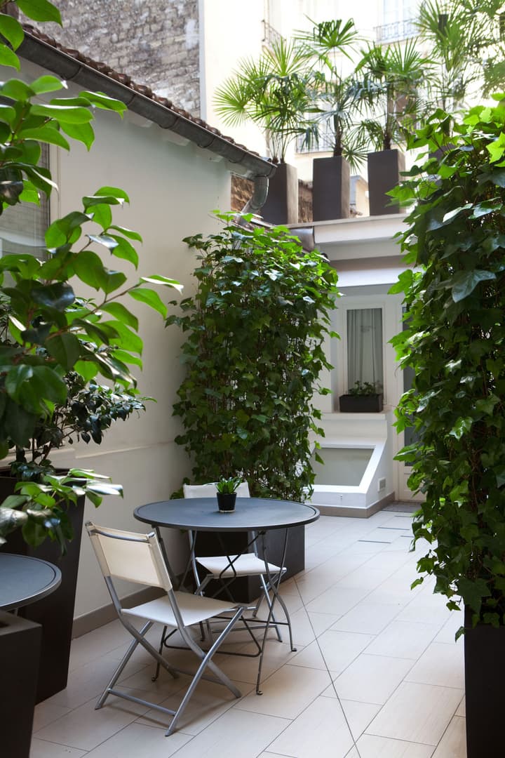 Hotel Eiffel Seine