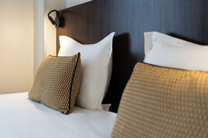 Hotel Eiffel Seine