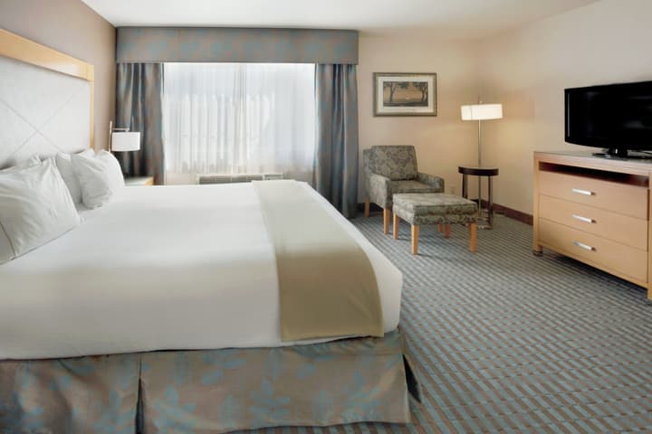 Holiday Inn Express Monterey-Cannery Row by IHG