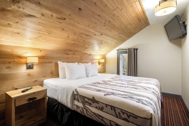 Banff Rocky Mountain Resort