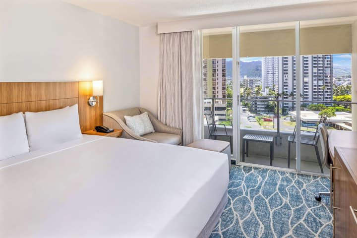 Hyatt Place Waikiki Beach