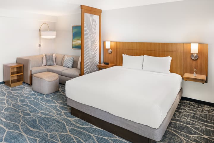 Hyatt Place Waikiki Beach