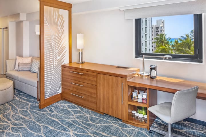 Hyatt Place Waikiki Beach