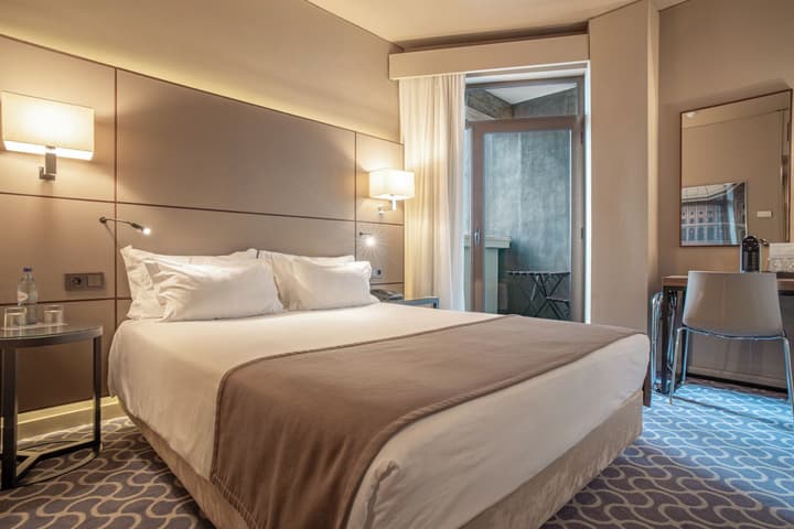 Hotel Dom Henrique Downtown