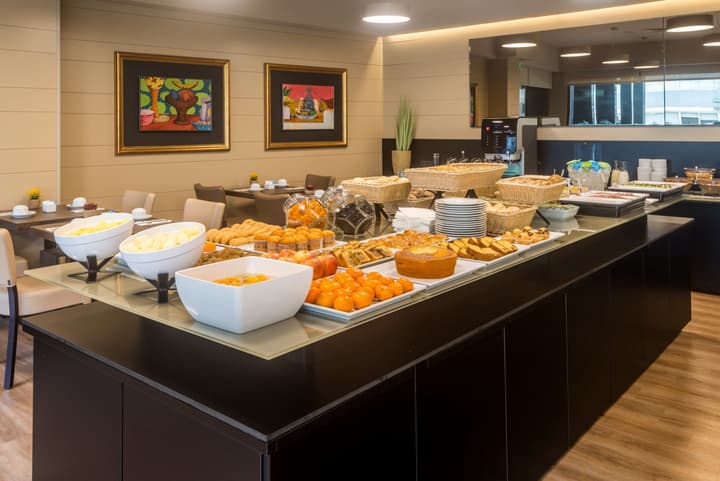 Hotel Dom Henrique Downtown