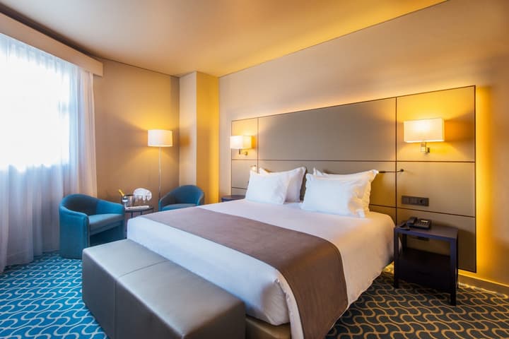 Hotel Dom Henrique Downtown