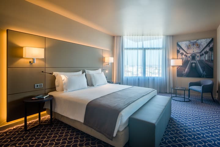 Hotel Dom Henrique Downtown