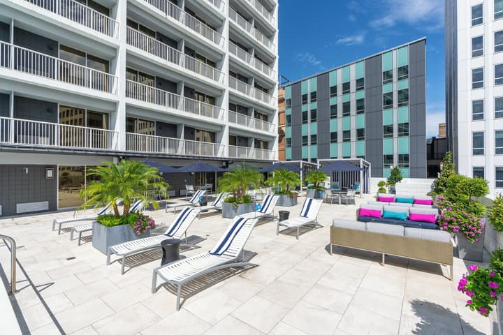 Holiday Inn New Orleans - Downtown Superdome by IHG