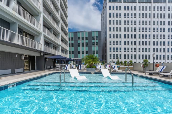 Holiday Inn New Orleans - Downtown Superdome by IHG