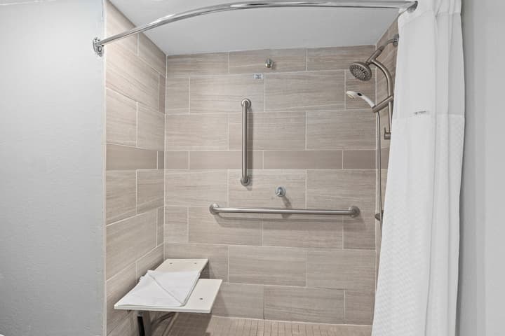 Baymont by Wyndham Orlando East