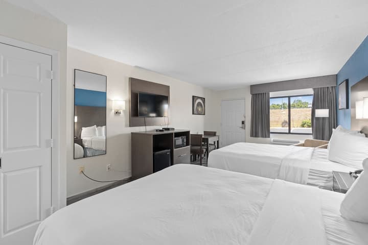 Baymont by Wyndham Orlando East