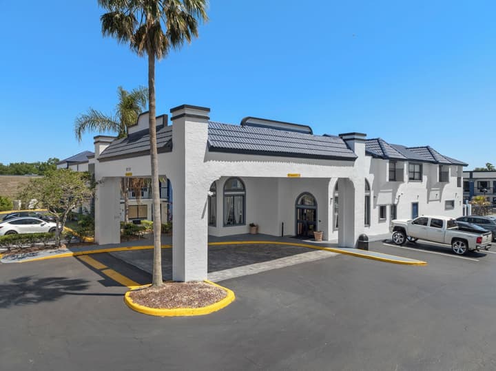 Baymont by Wyndham Orlando East